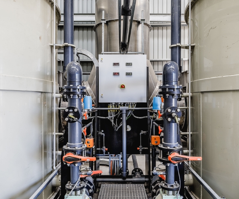 two-stager-scrubber-img@2x Two stager scrubber